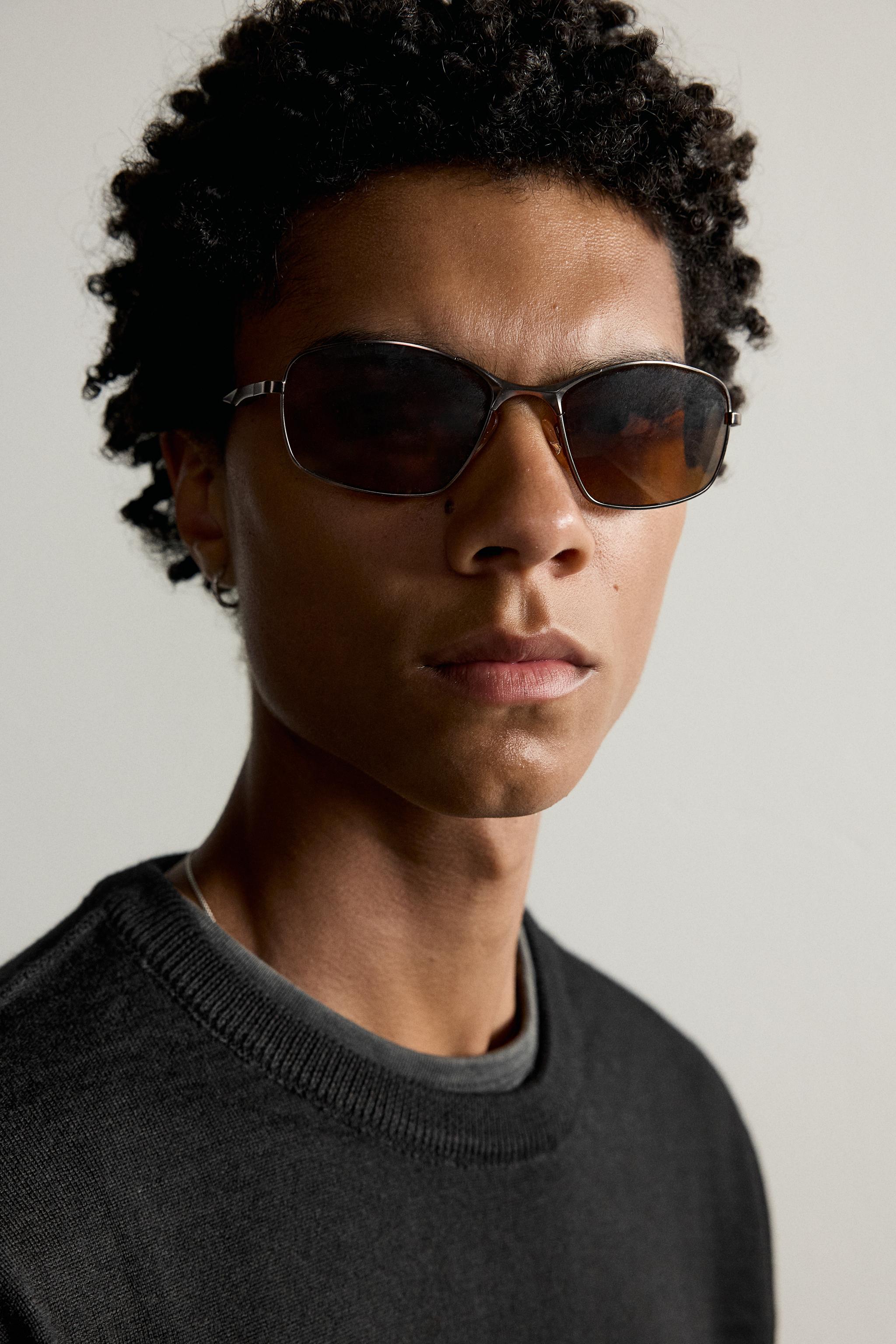 PULL REGULAR FIT COUTURE
