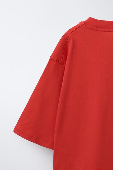 T-SHIRT À INSCRIPTION - Rouge de Zara - Image 3