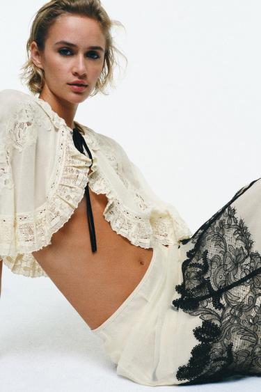 FALDA MIDI GEORGETTE ENCAJE - Crudo de Zara
