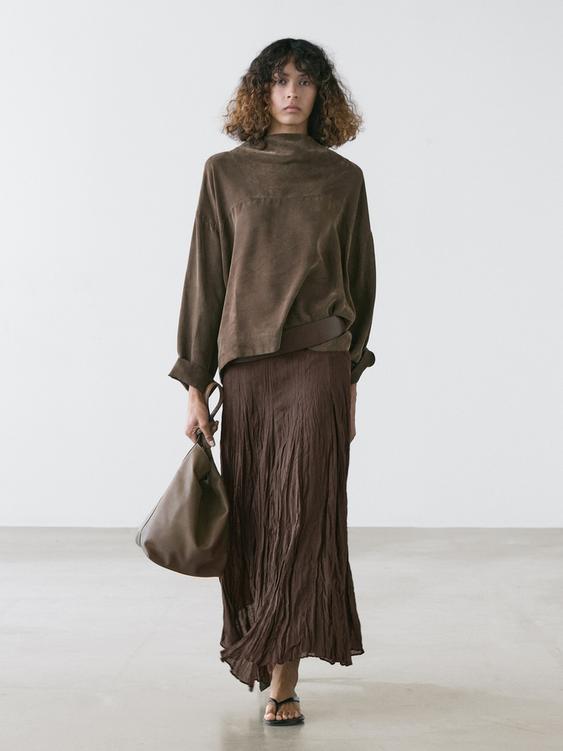 Flowing shirt with draped detail