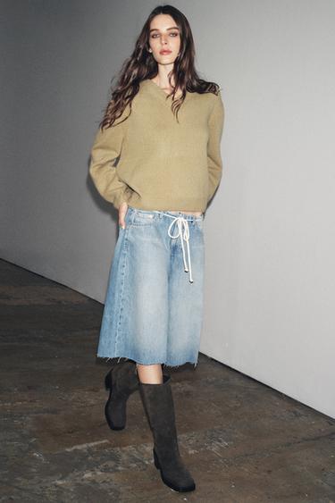 JERSEY 100% LANA ESCOTE PICO - Verde Oliva de Zara