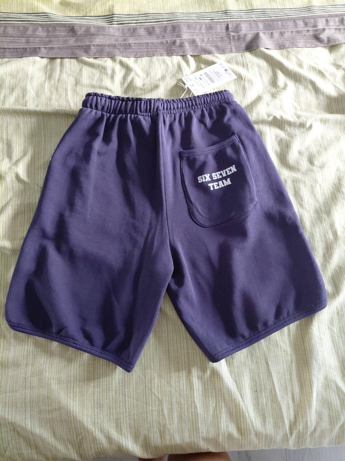 TEAM SIX SEVEN PLUSH BERMUDA SHORTS - Image 3