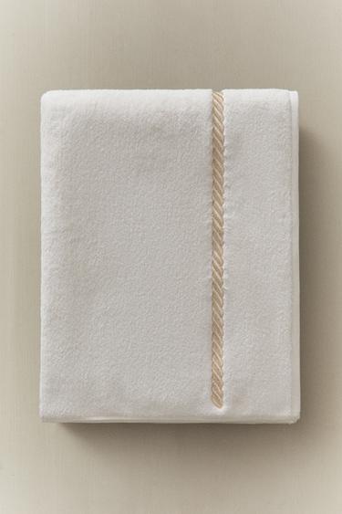EMBROIDERED CORD BATH TOWEL - Oyster-white by Zara