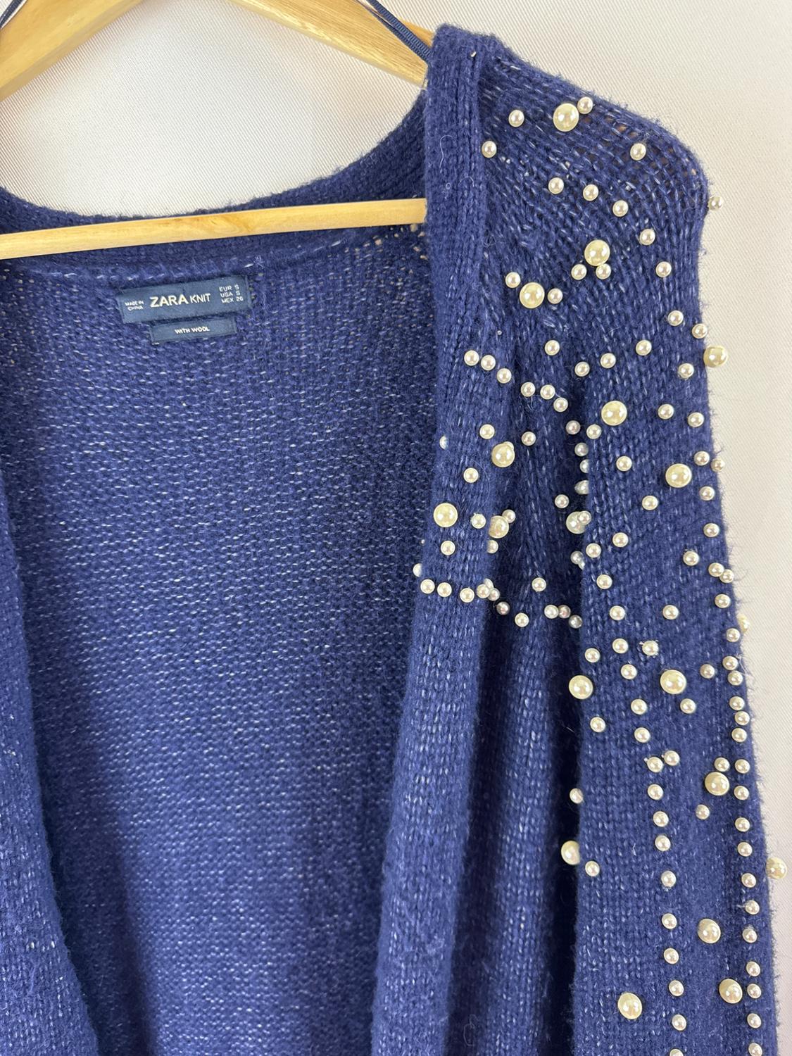 BLUE SWEATER WITH PEARL DETAILS - Image 3