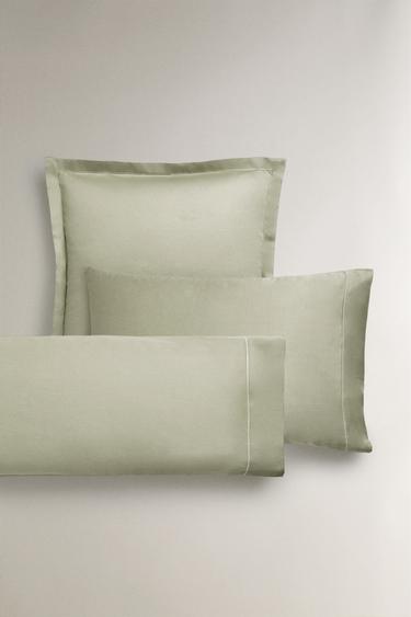 SATEEN PILLOWCASE WITH TRIM (300 THREAD COUNT) - Green by Zara