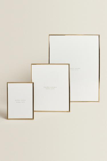 GOLDEN METAL PHOTO FRAME - Golden by Zara