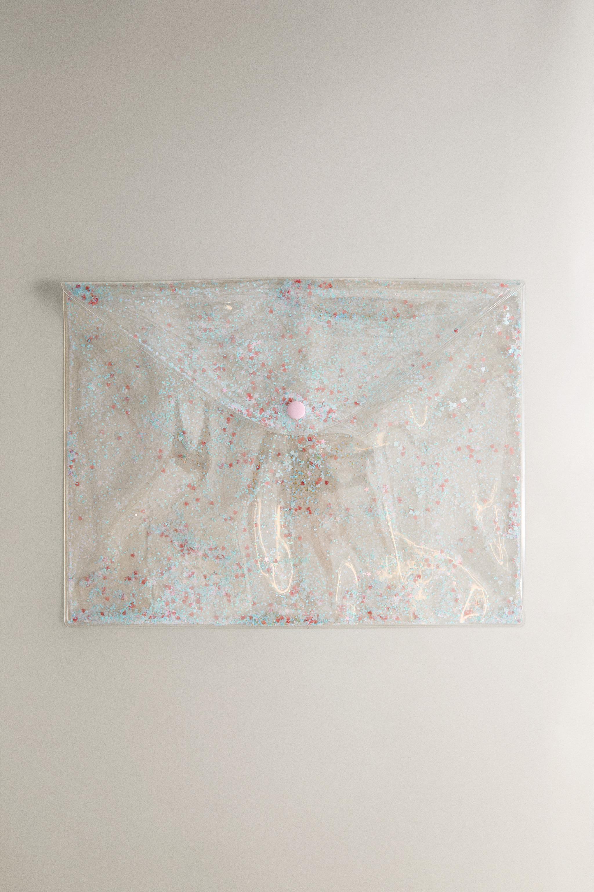 KIDS’ GLITTER FOLDER