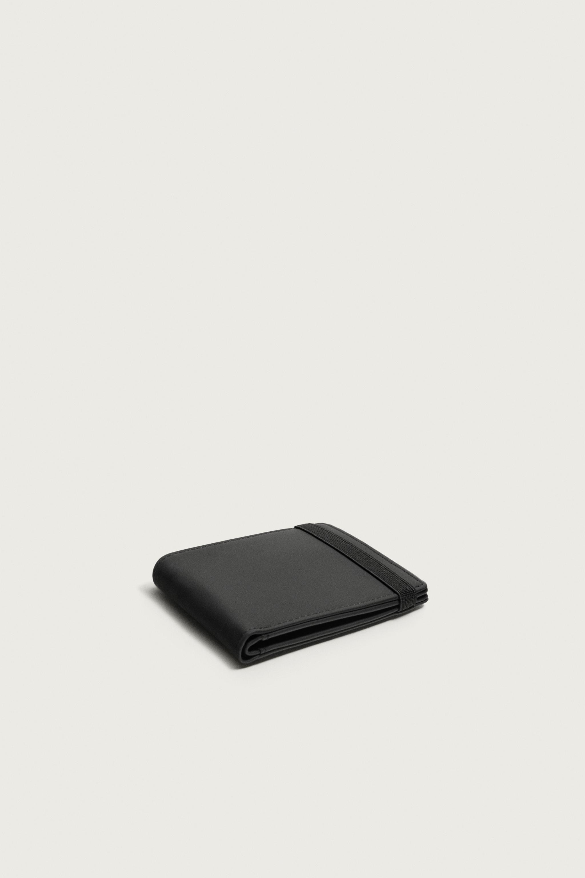 RUBBERIZED WALLET