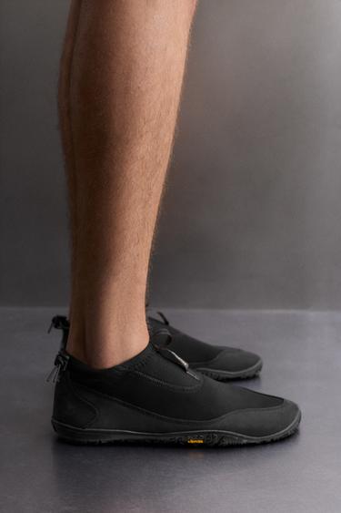 CHAUSSURES D’EAU X VIBRAM® - Noir de Zara - Image 1