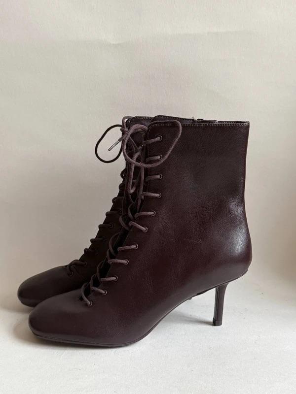 LEATHER KITTEN ANKLE BOOTS - Image 3