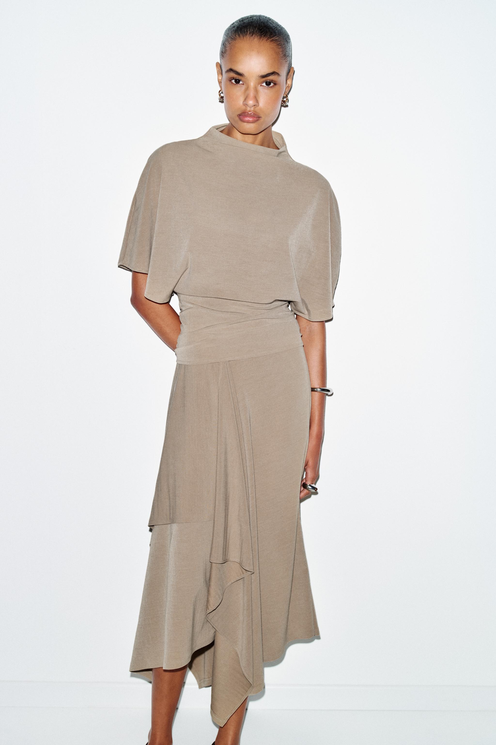MOCK NECK TOP