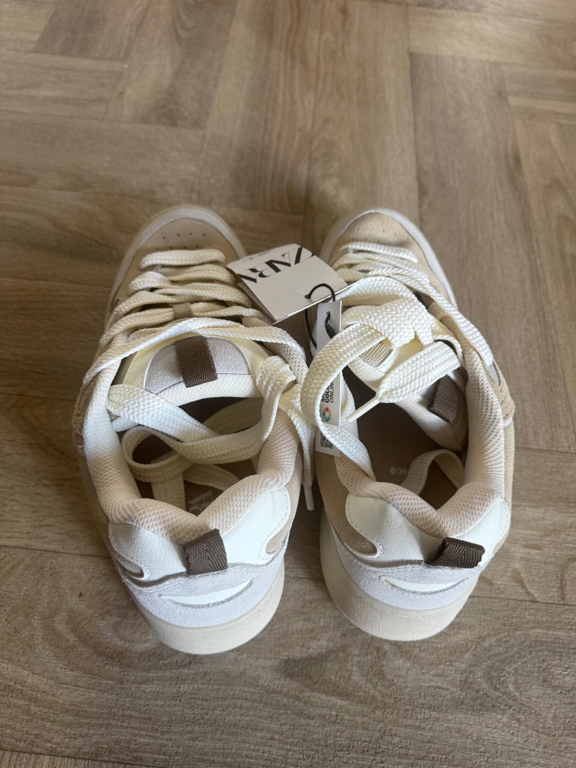 SKATE SNEAKERS - Image 3