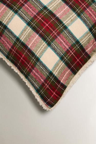 CHRISTMAS TARTAN CUSHION COVER - Ecru / Red by Zara - Image 1
