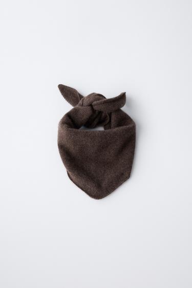 CASHMERE TRIANGULAR SCARF - Brown by Zara - Image 1