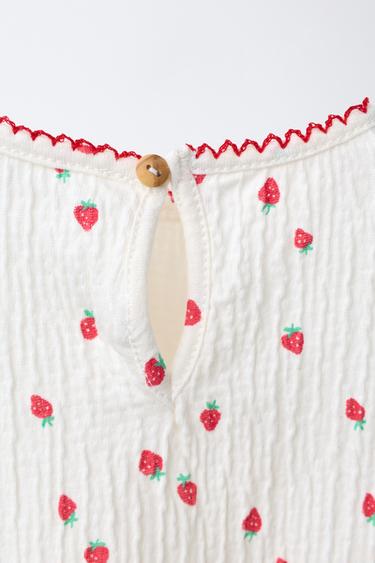 CAMISETA TEXTURA FRESAS - Blanco roto de Zara