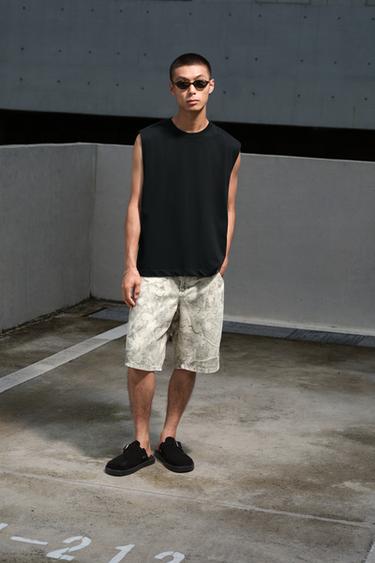 RELAXED FIT TANK T-SHIRT - Black by Zara
