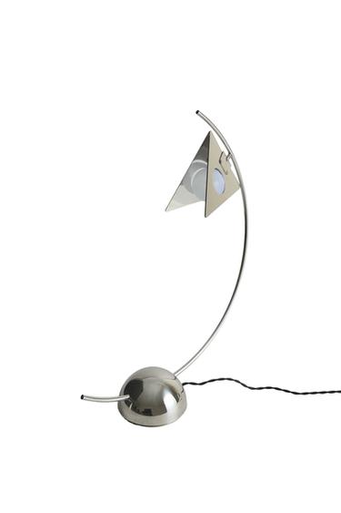THE ELSEWHERE TABLE LAMP - Oceľ zn. Zara