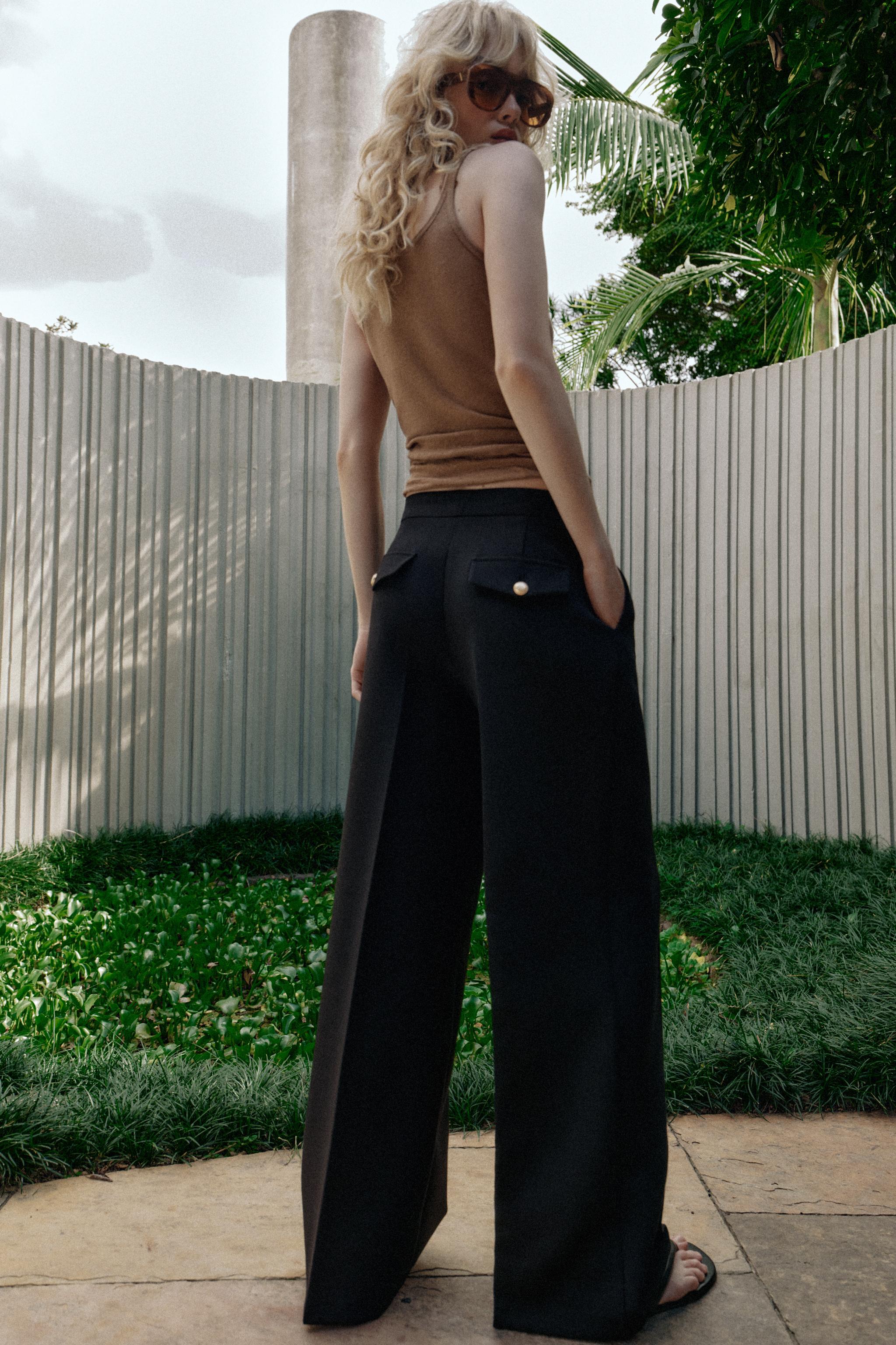 PLEATED WIDE LEG PANTS