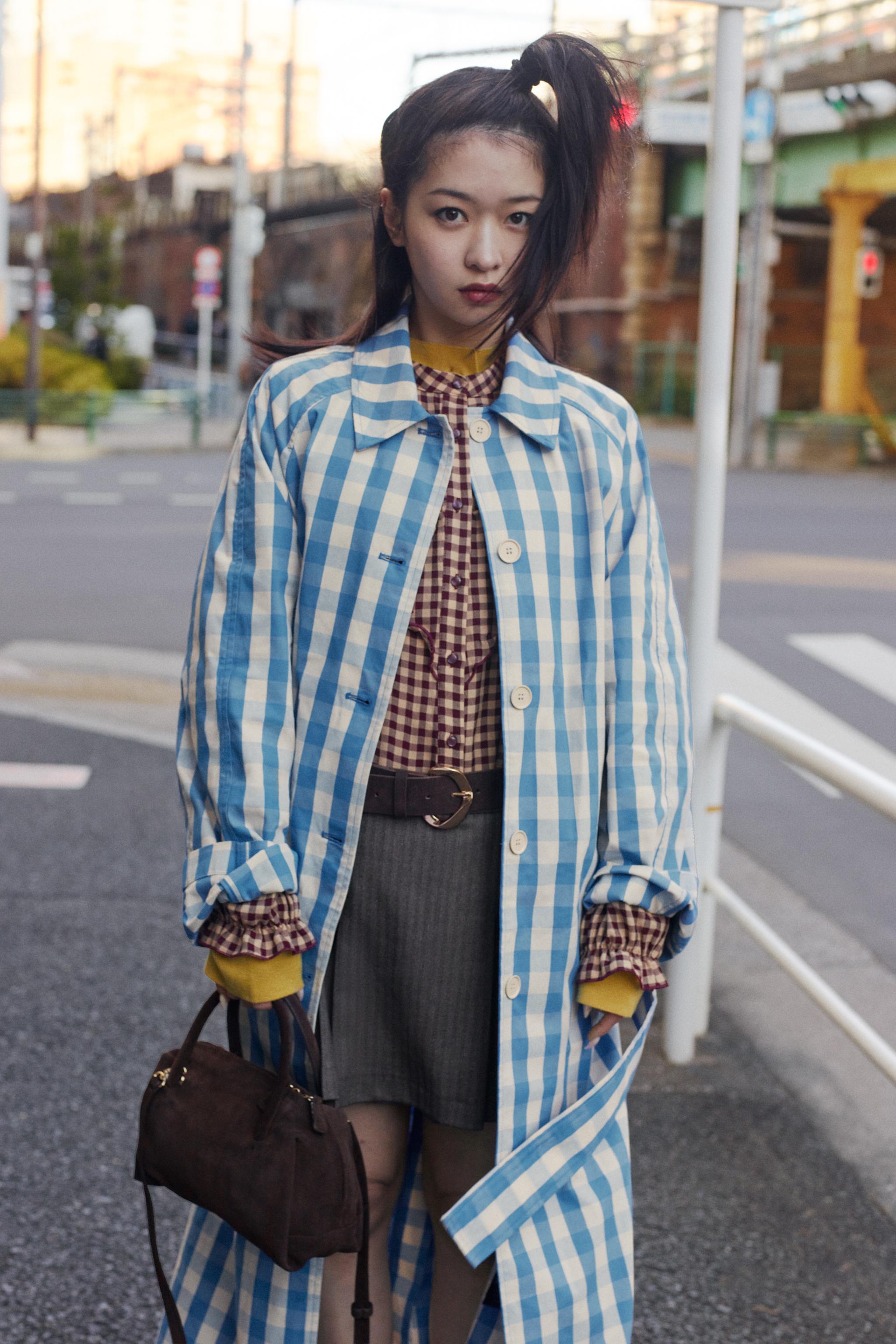 ギンガムチェックトレンチコート - 青色/白色 | ZARA Japan / 日本