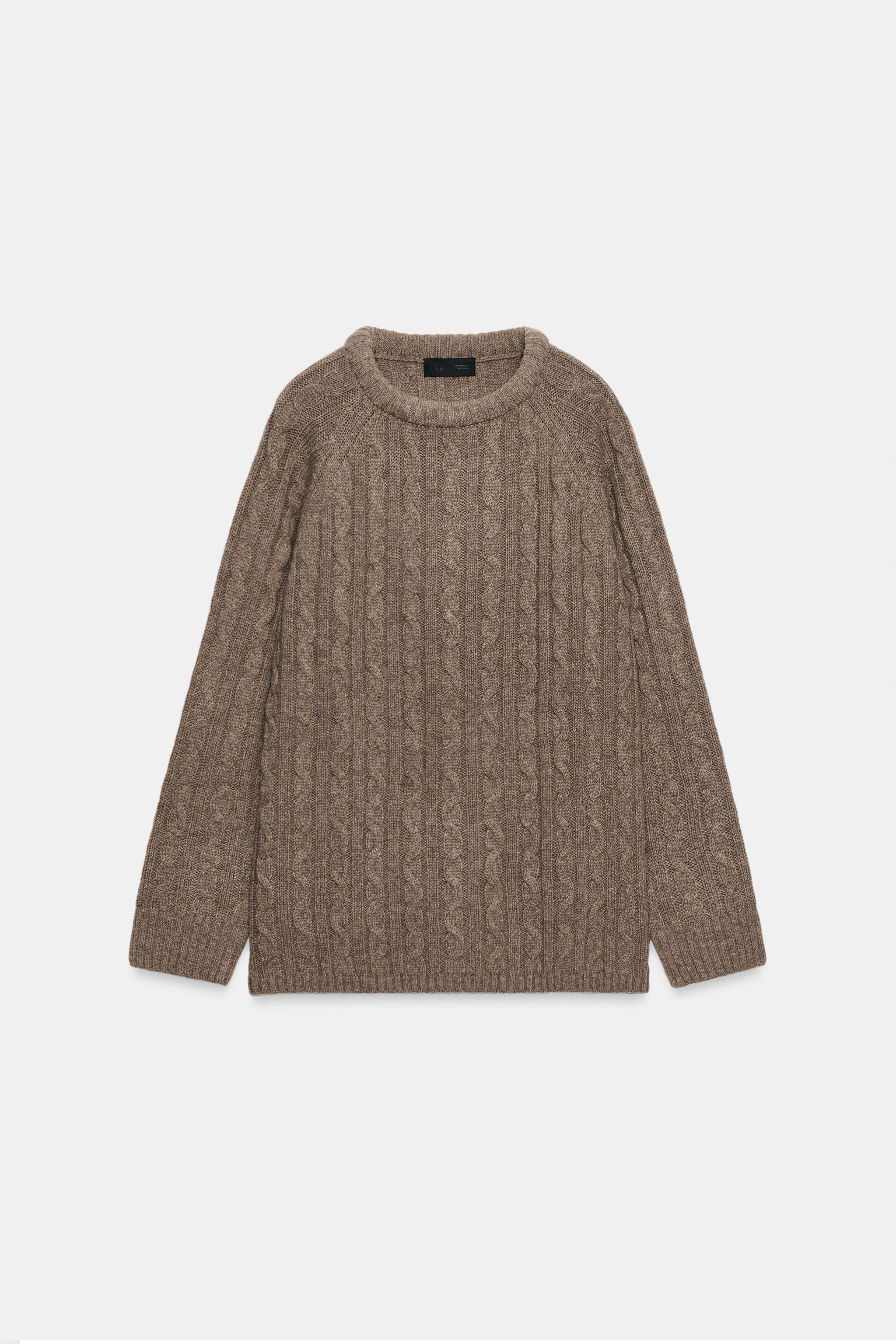 CABLE KNIT SWEATER