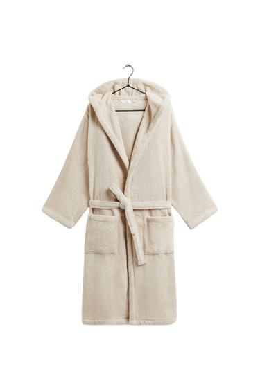 EXTRA SOFT HOODED BATHROBE (380 GXM²) - Light sand by Zara