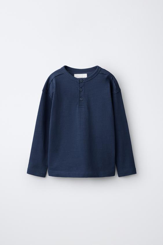 T-SHIRT COM DECOTE DE BOTÕES - Azul-marinho-escuro da Zara - Imagem 0