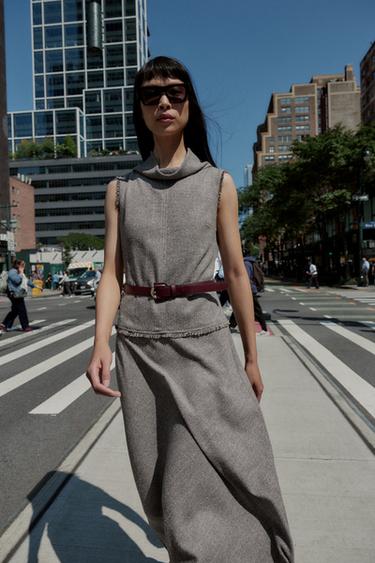 ROBE MI-LONGUE STRUCTURÉE CEINTURE - Sable de Zara - Image 1