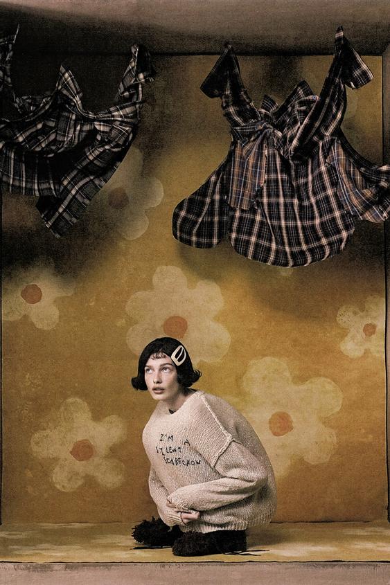 EMBROIDERED TEXT WOOL SWEATER