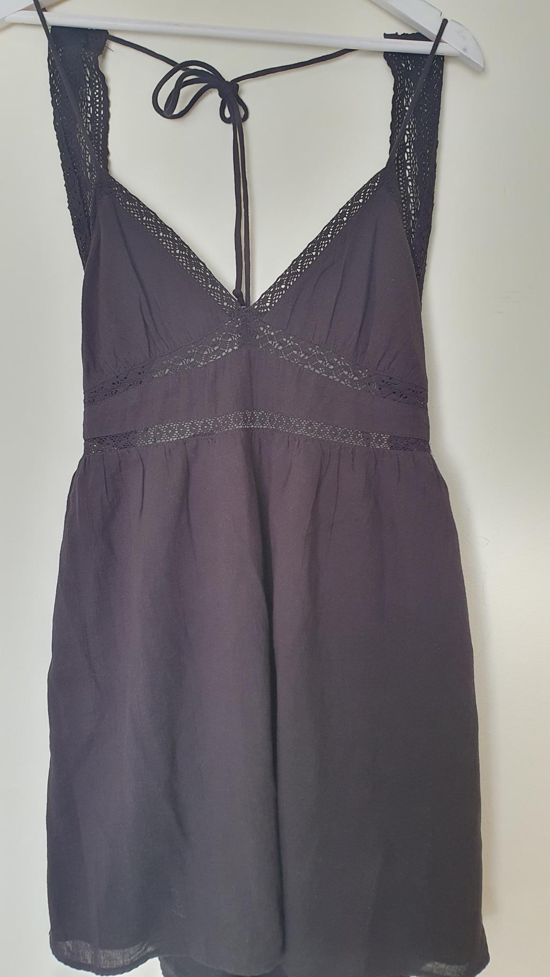 LACE TRIM SHORT DRESS - Image 3