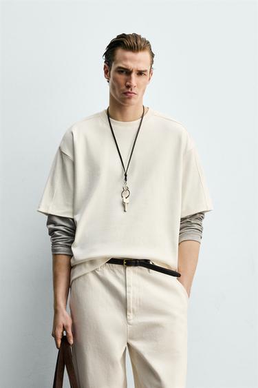 COMPACT TEXTURED SWEATSHIRT - White by Zara