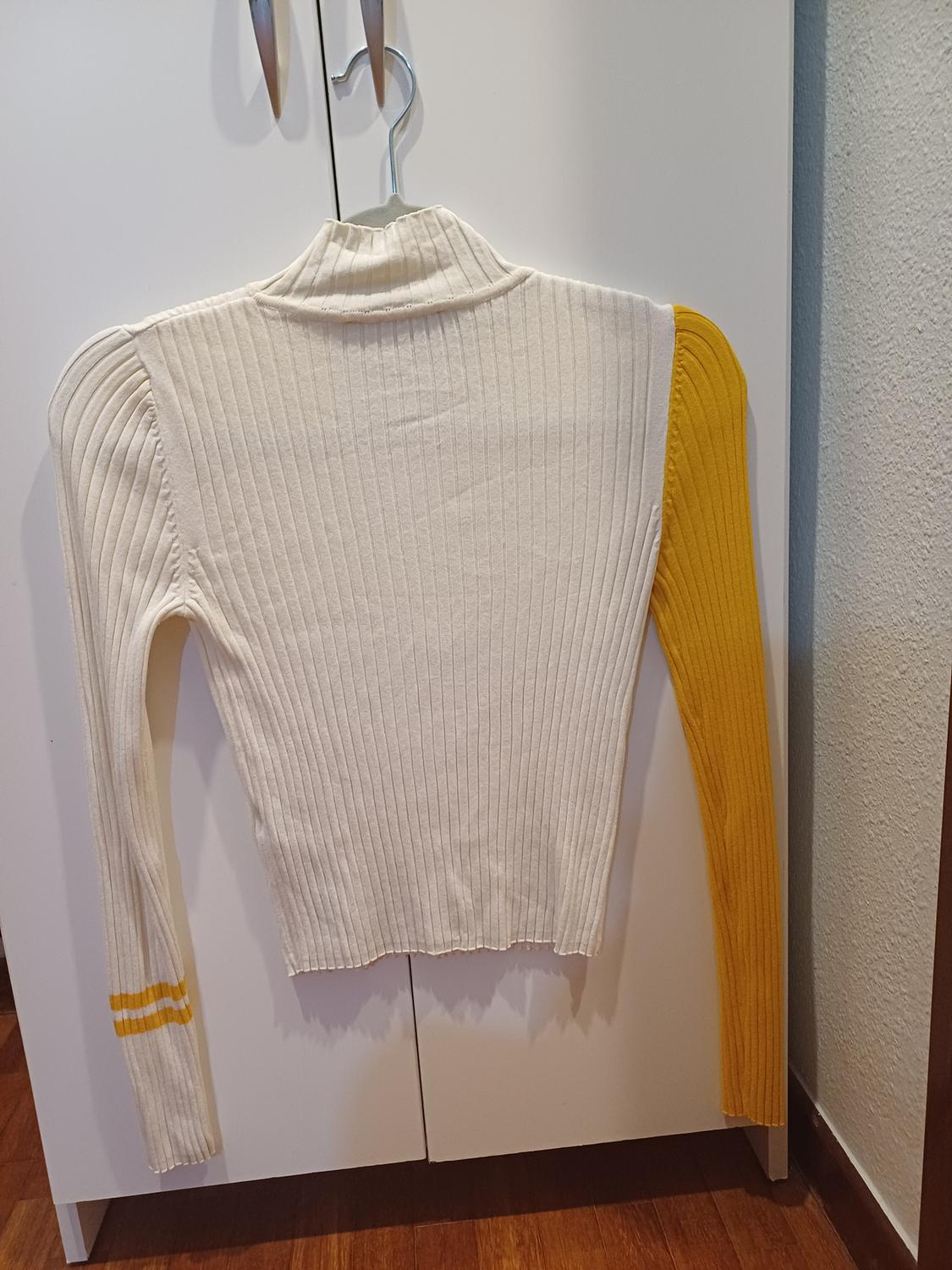 RIBBED COLOUR BLOCK SWEATER - Image 2