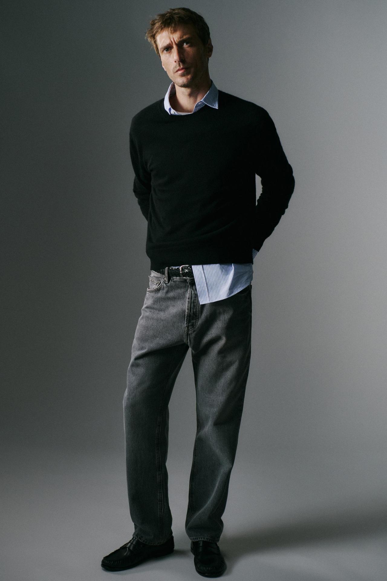 Wool blend round neck knit sweater — Navy blue