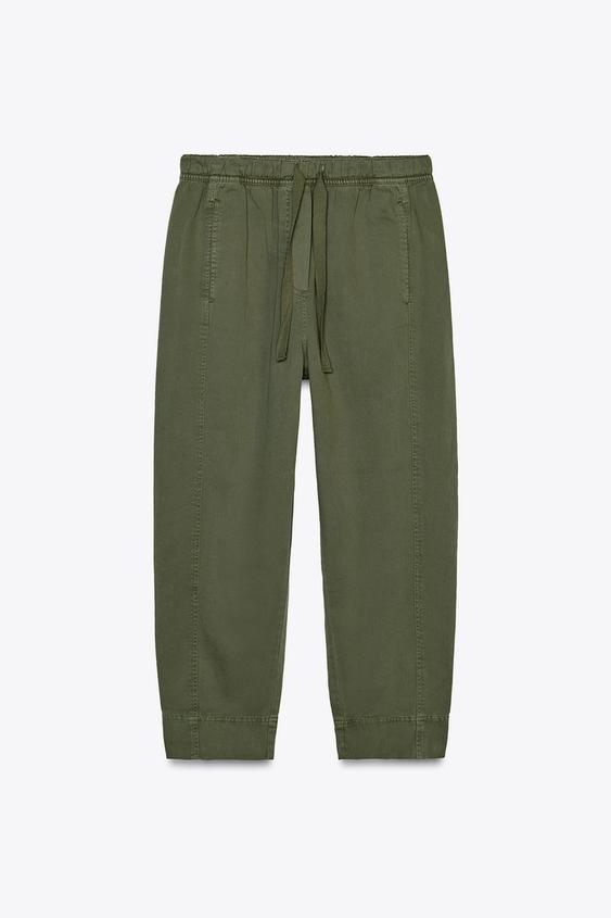 https://static.zara.net/assets/public/66fa/2fbc/c3ac423b934e/45a7be5dbe79/08372049505-e1/08372049505-e1.jpg?ts=1740565052967&w=563