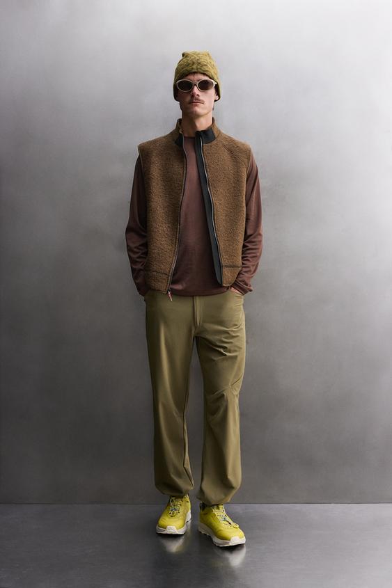 PANTALON TECHNIQUE A POCHES - Vert clair de Zara - Image 0