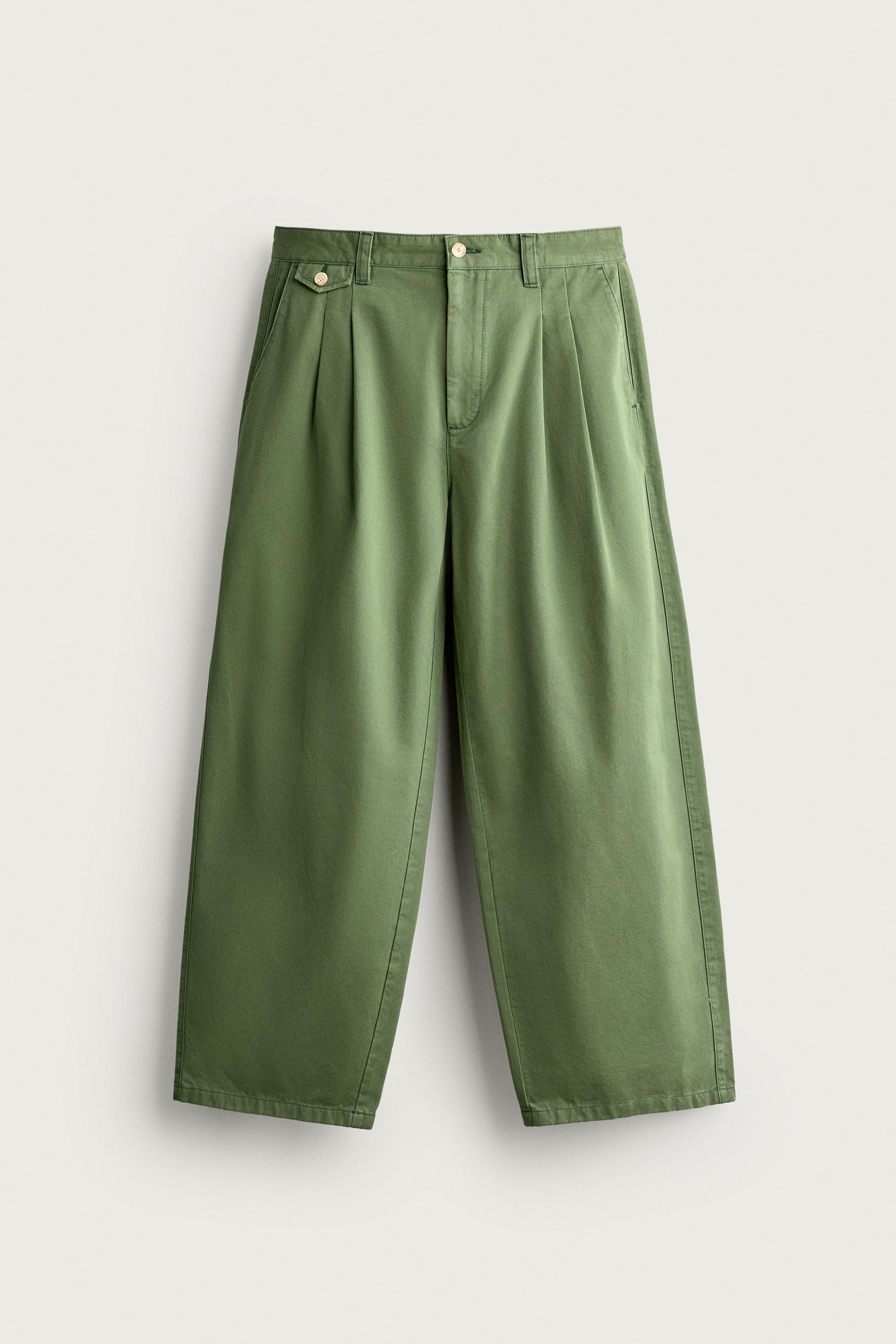 FRUIT OF THE LOOM™ PLEATED CHINO PANTS