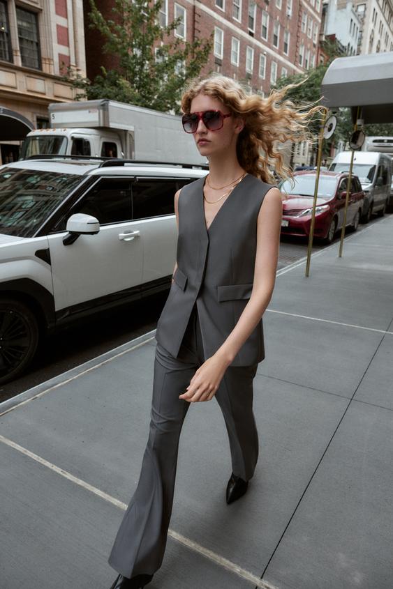 LONG DOUBLE BREASTED VEST