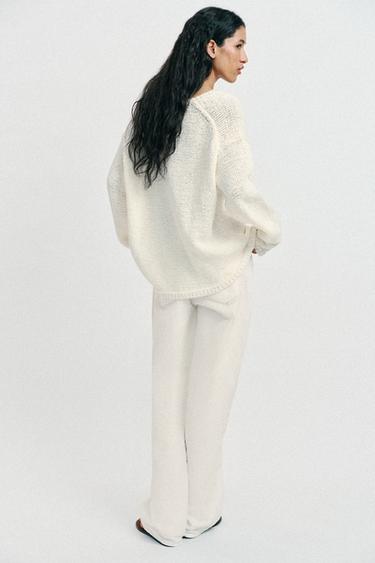 V-NECK KNIT JUMPER - Ecru by Zara - Image 2