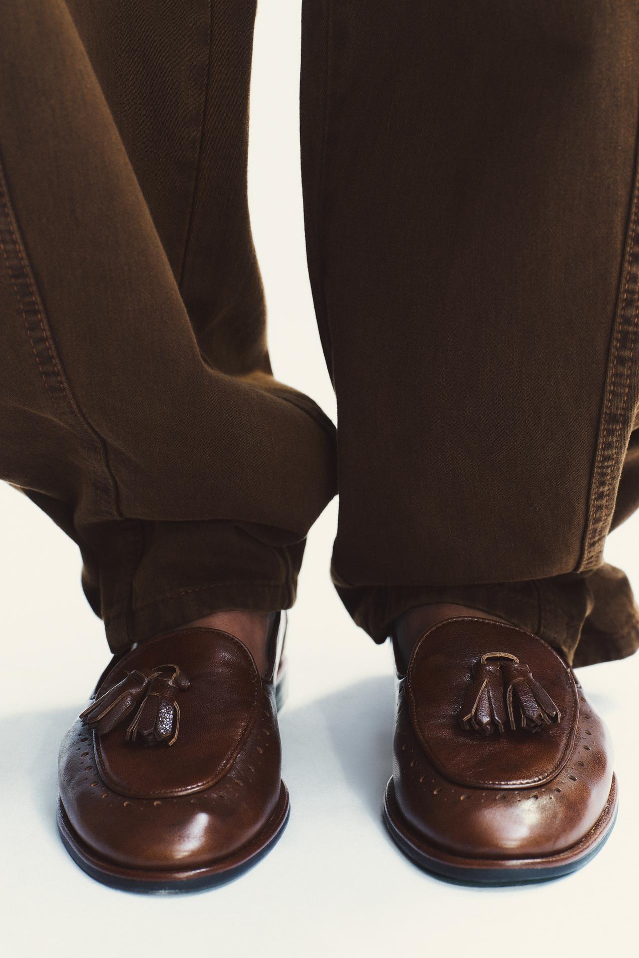 LEATHER TASSEL LOAFERS