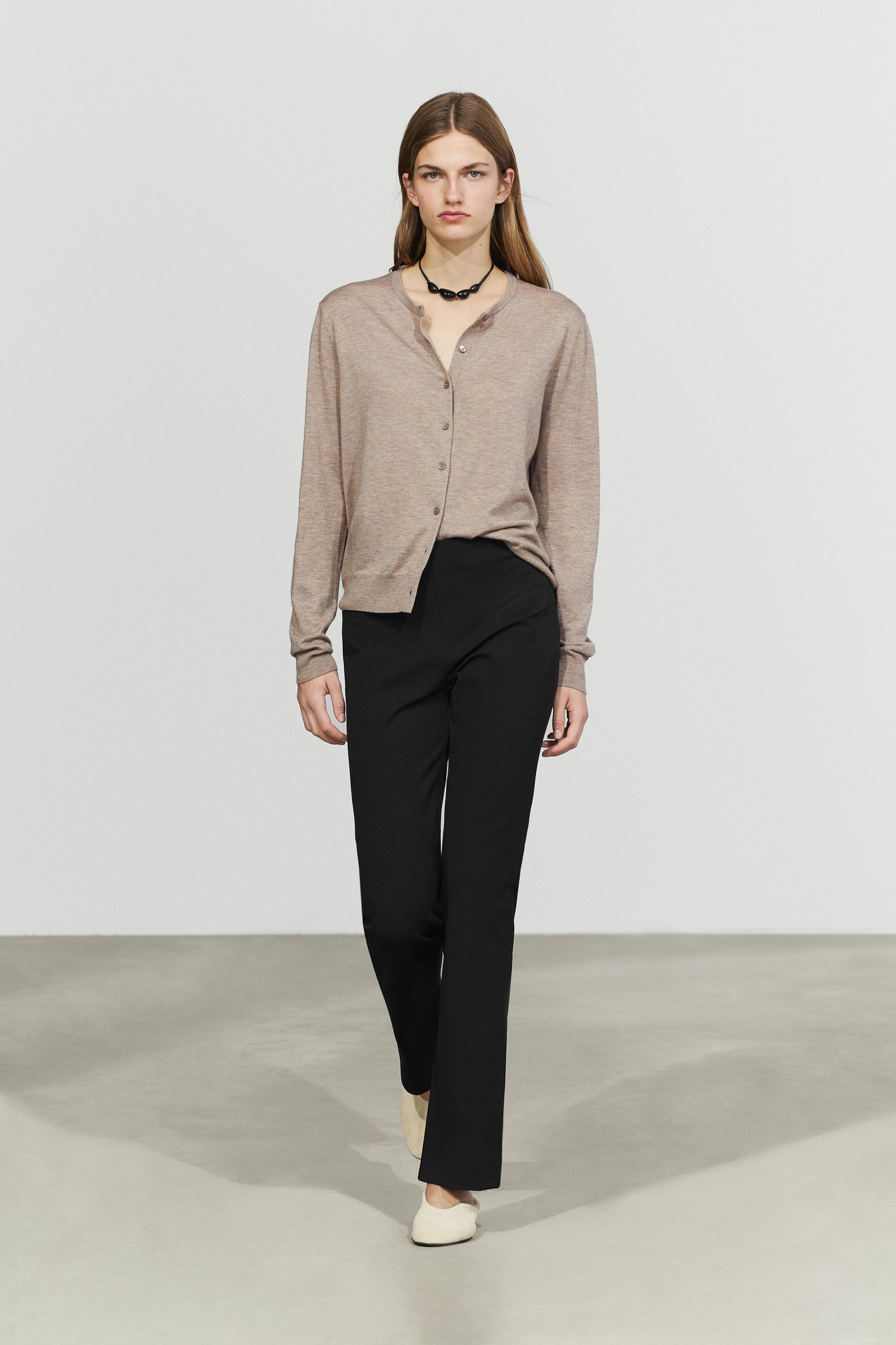 Fine-knit round neck cardigan