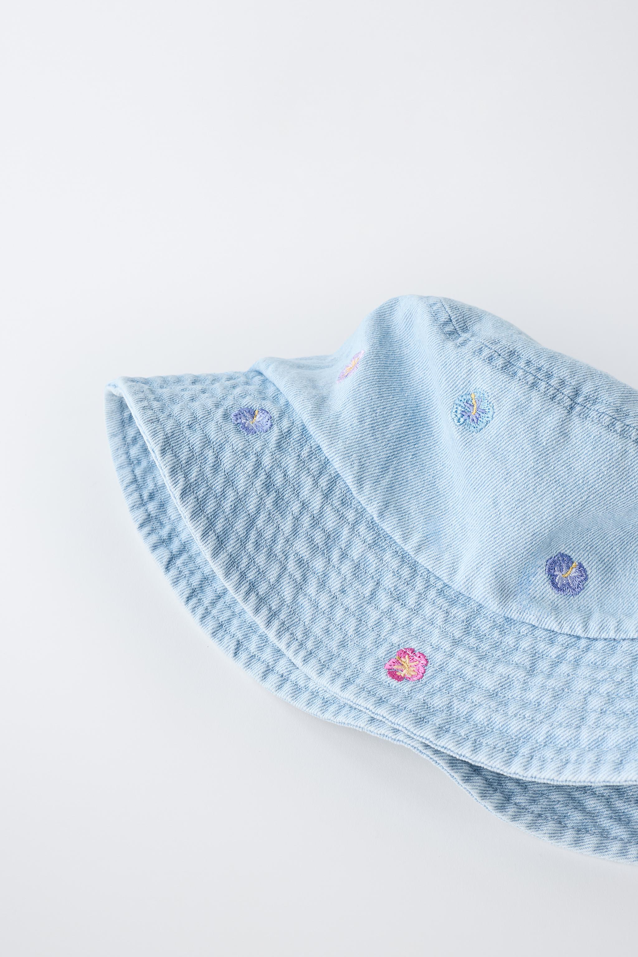 EMBROIDERED FLORAL DENIM BUCKET HAT