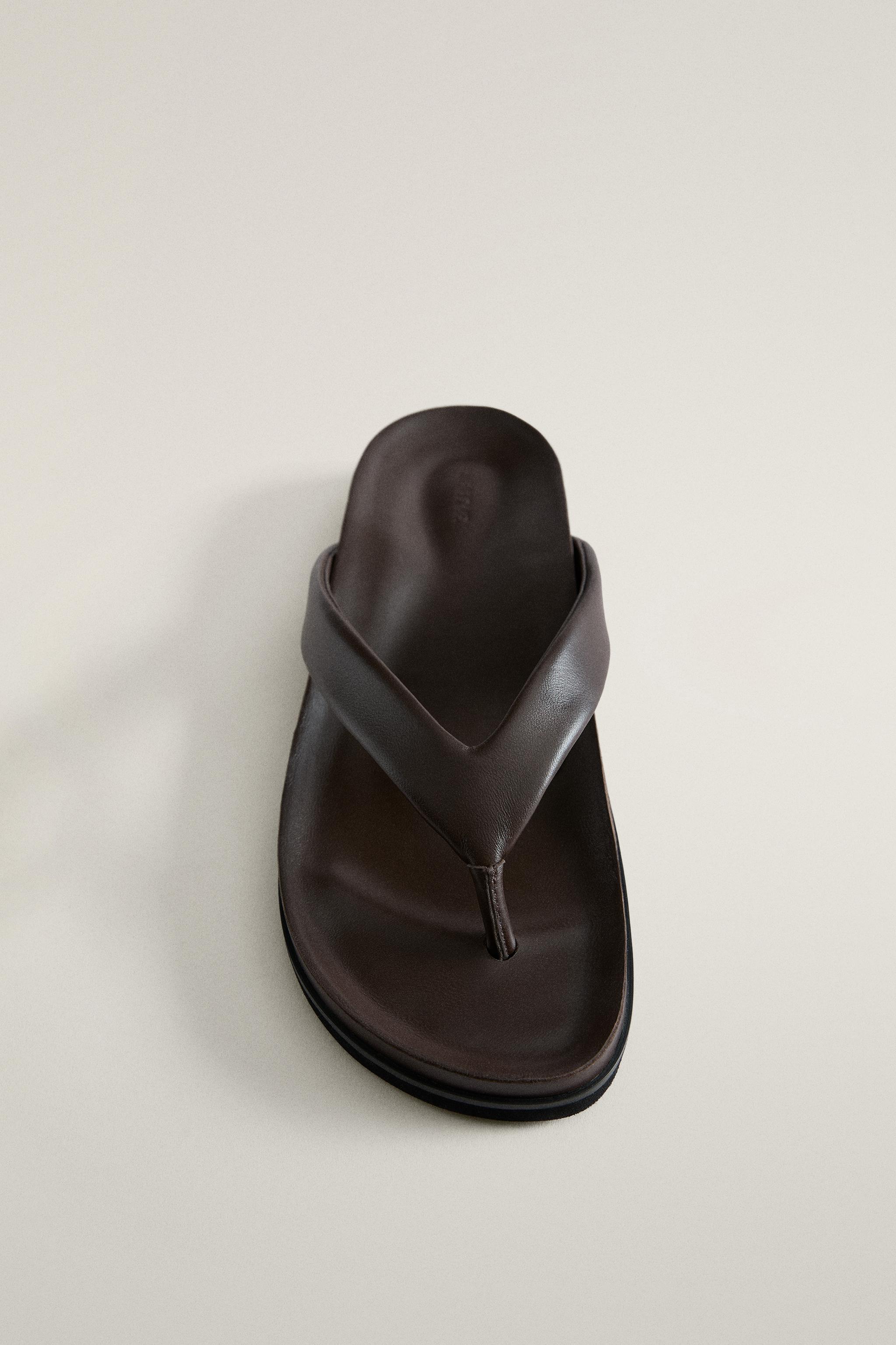 LEATHER STRAPPY SANDALS