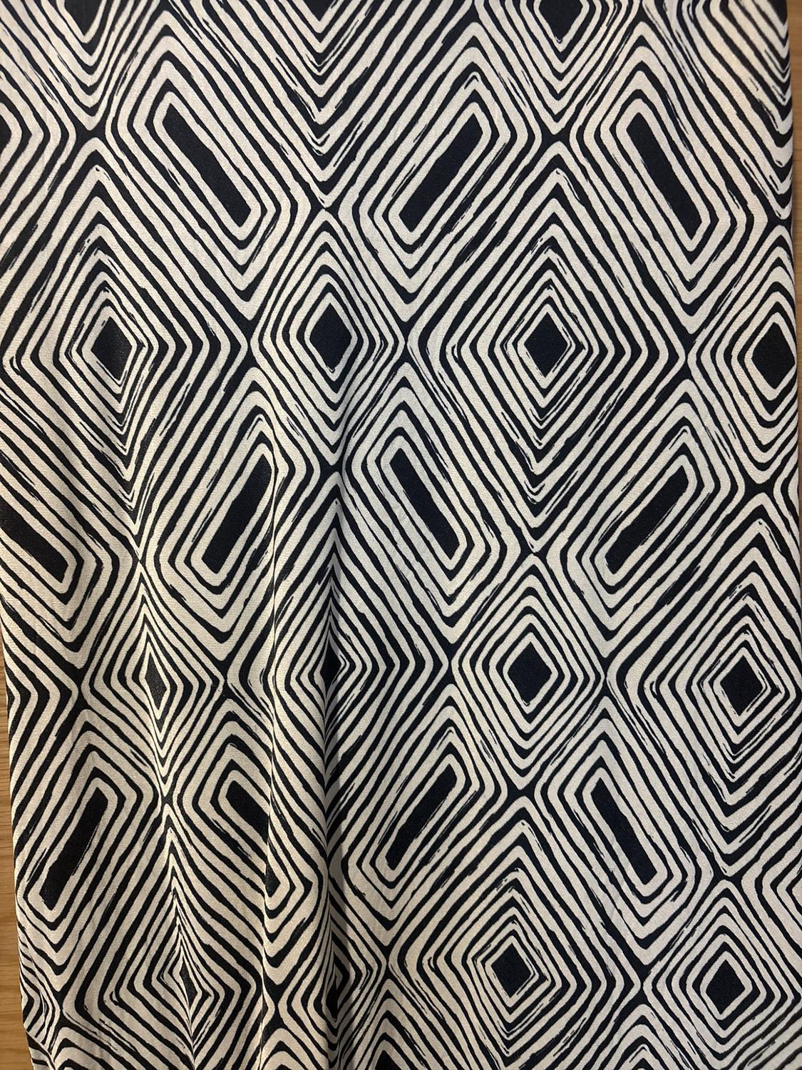 PRINTED MIDI SKIRT - Image 4