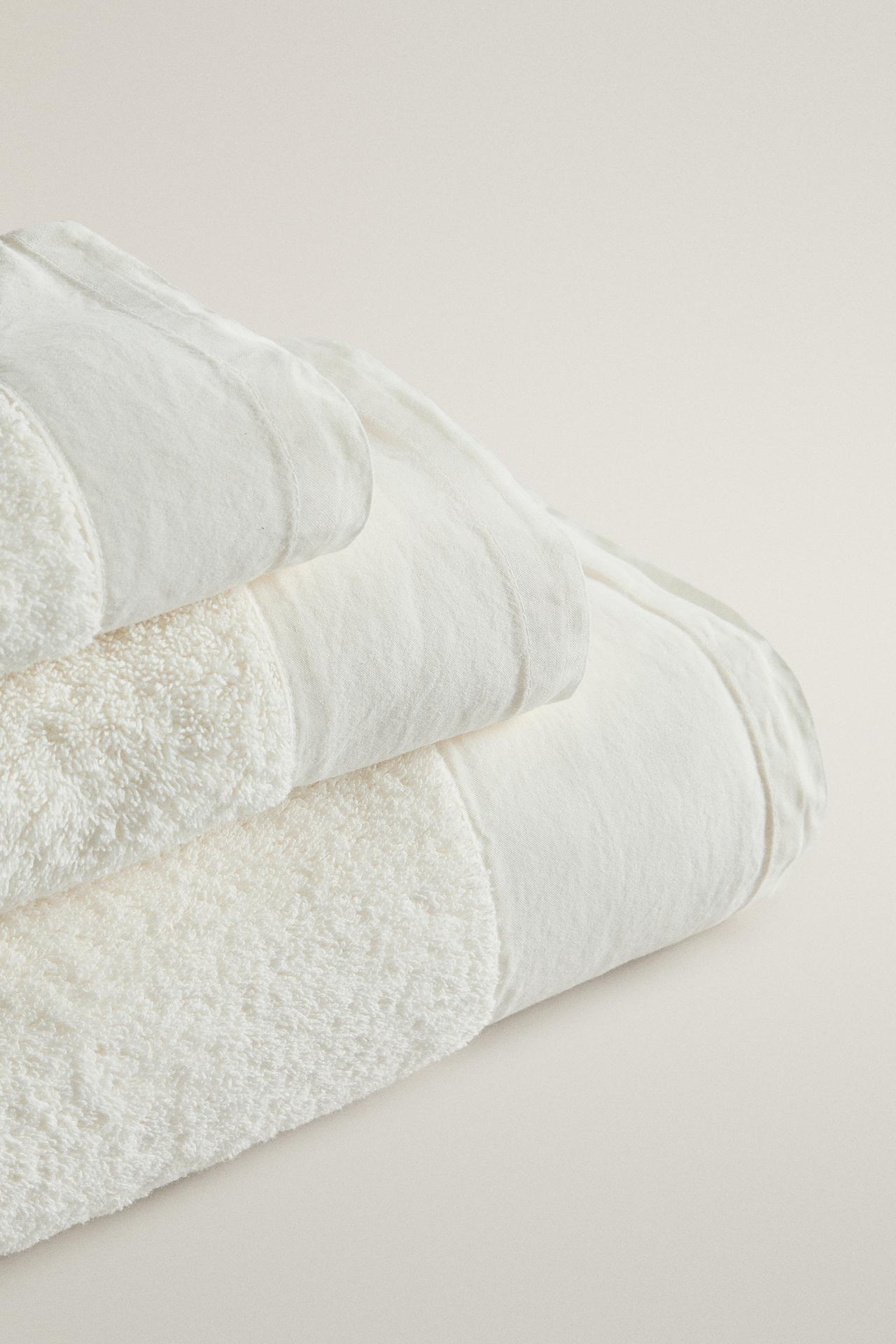 BATH TOWEL WITH LINEN TRIM — Ivory