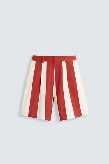 BERMUDA RAYAS PLIEGUES - Blanco / Rojo de Zara
