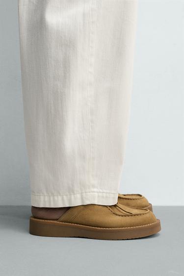 ZUECO PIEL - Beige de Zara - Imagen 0