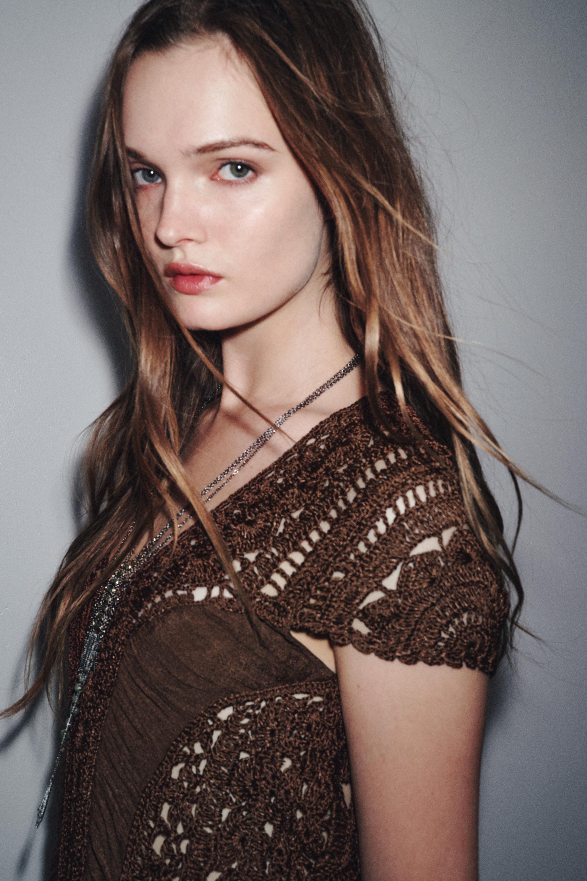 ZARA クロシェ編みミディ丈ワンピース、金具付き 0387/152 クロシェ編みコンビミディ丈ワンピース - ライトベージュ | ZARA