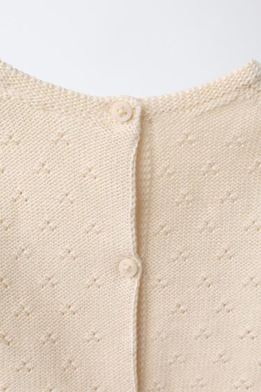 PULL AJOURÉ ET POMPONS - Écru de Zara - Image 3
