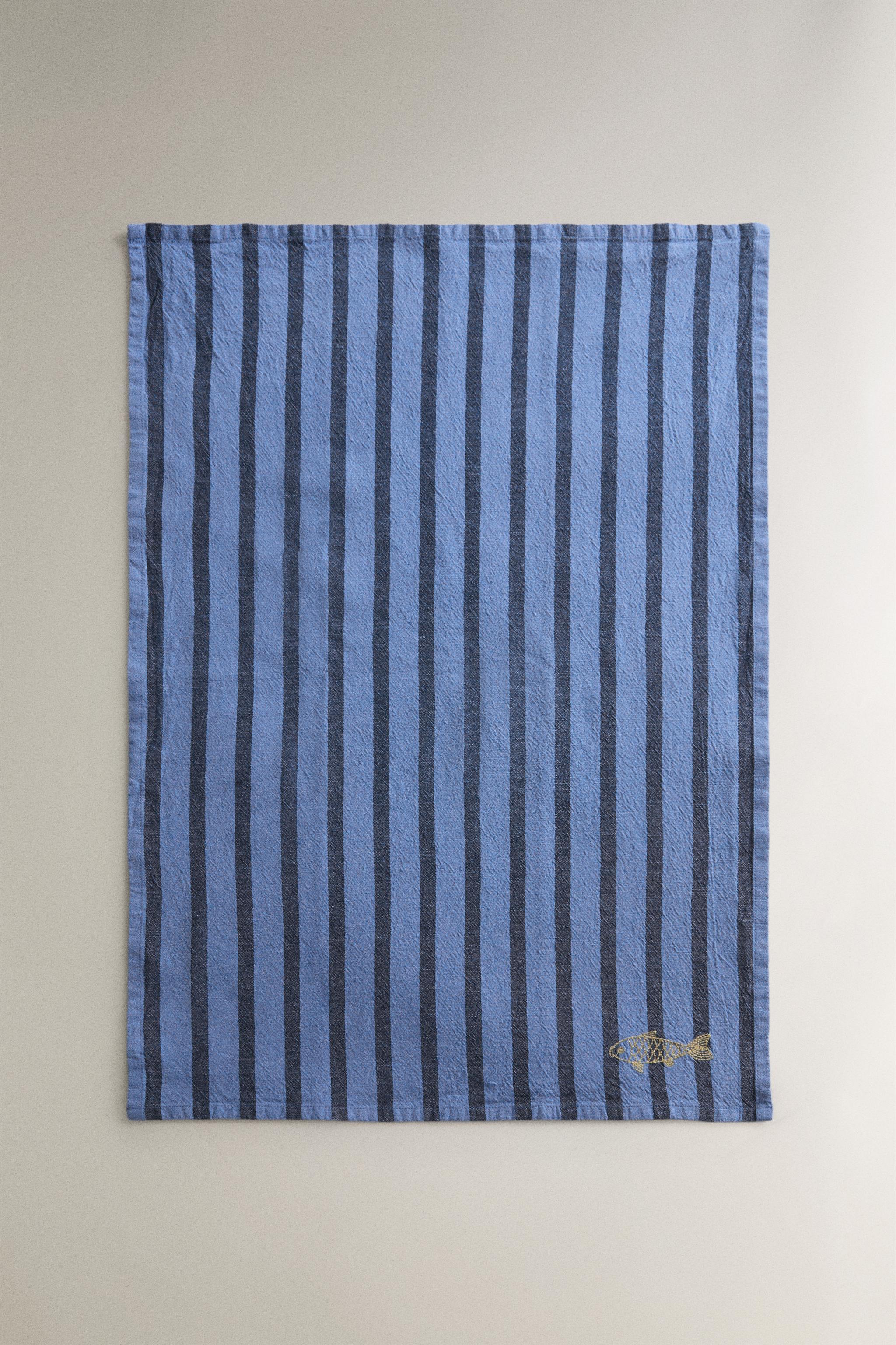 STRIPED FISH KITCHEN TOWELS (PACK OF 2) — Blue