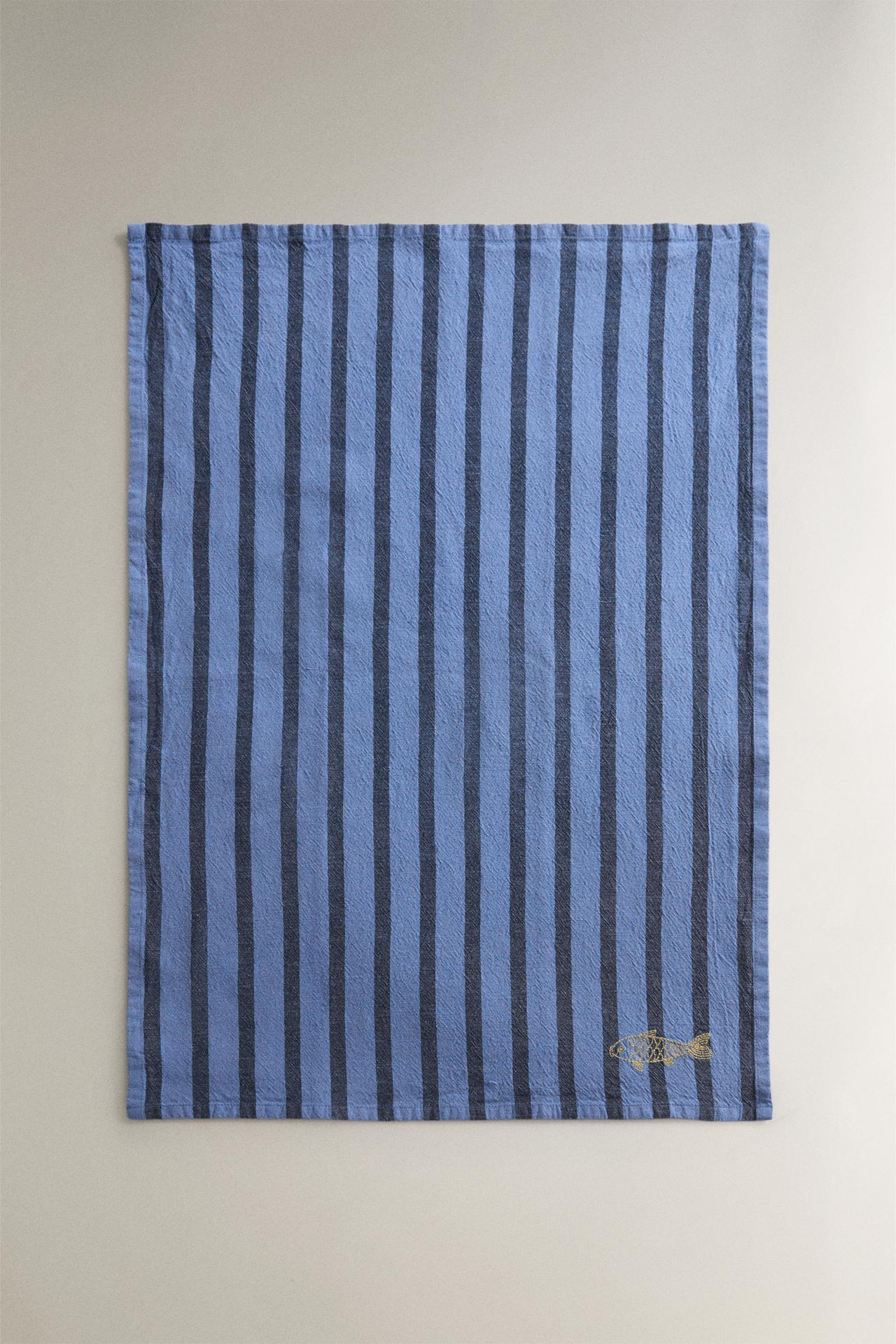 STRIPED FISH KITCHEN TOWELS (PACK OF 2) — Blue