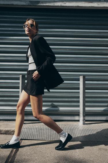 ΣΤΑΥΡΩΤΟ ΜΠΛΕΪΖΕΡ OVERSIZE - Μαύρο του Zara